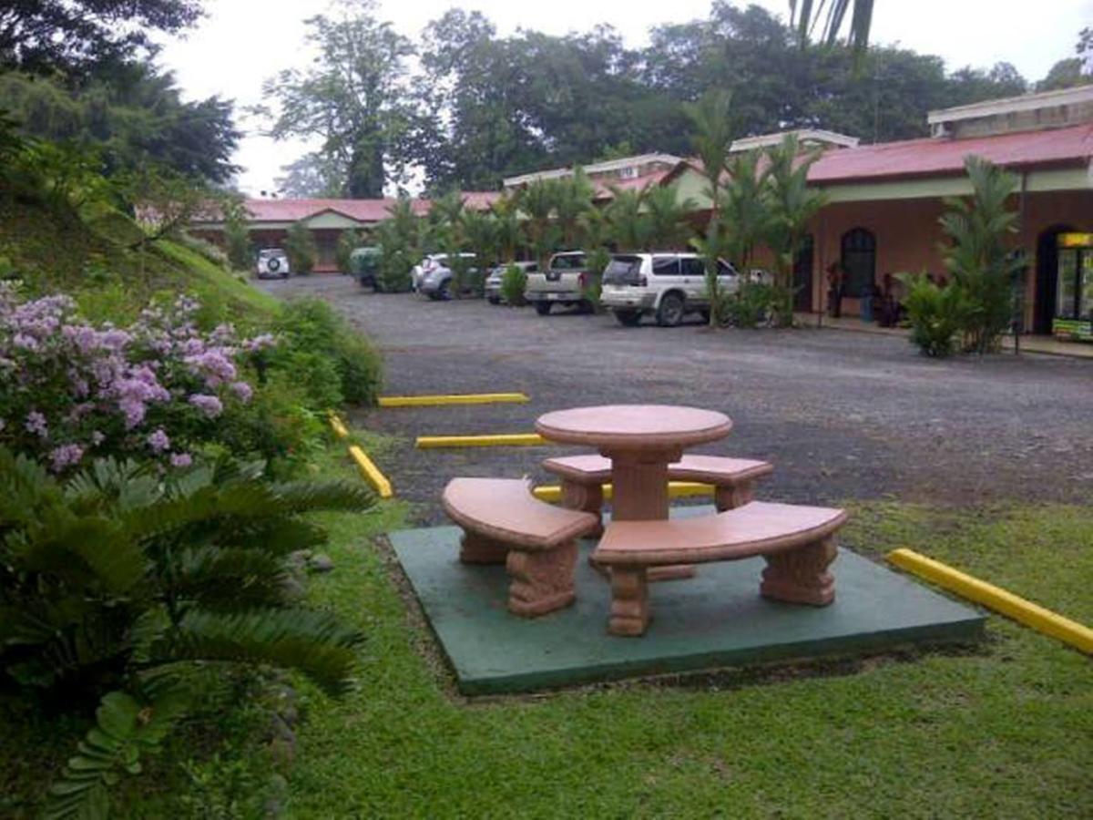Hotel Vista Al Tortuguero Cariari  Екстериор снимка