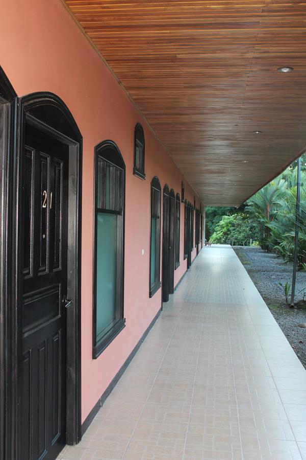 Hotel Vista Al Tortuguero Cariari  Екстериор снимка