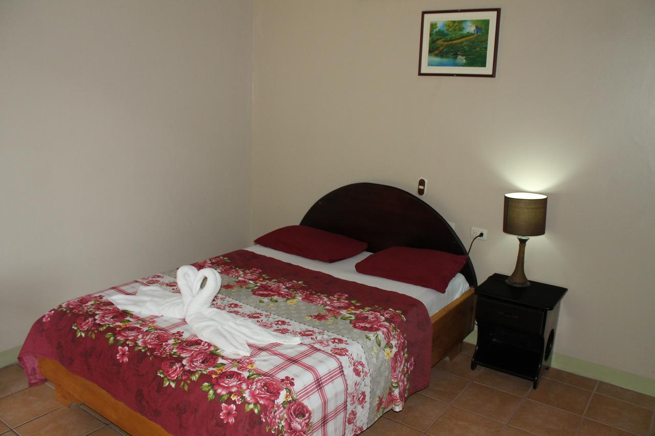 Hotel Vista Al Tortuguero Cariari  Екстериор снимка